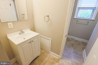 3804 N Rogers Ave, Gwynn Oak, MD 21207 - photo 7