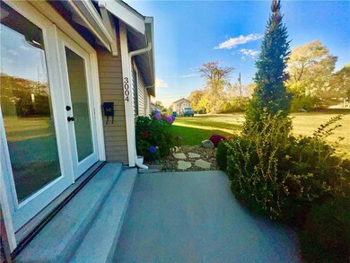 3004 2nd Ave, Des Moines, IA 50313 - photo 3