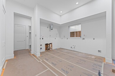 813 Lawrence St, Houston, TX 77007 - photo 7