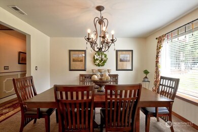 15333 Rainier View Dr SE, Yelm, WA 98597 - photo 6