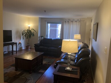 Crescent Park Condominiums unit 106, Woburn, MA 01801 - photo 2