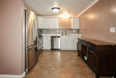 37 Indian Rock Rd, MerriMacK, NH 03054 - photo 6