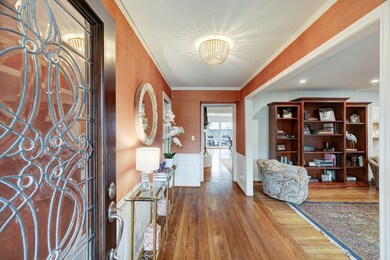 10002 Candlewood Dr, Houston, TX 77042 - photo 3