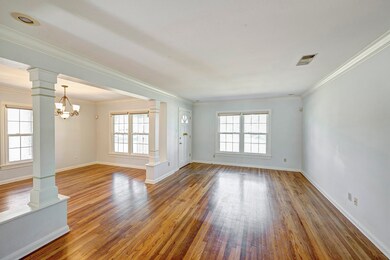 1027 Althea Dr, Houston, TX 77018 - photo 3