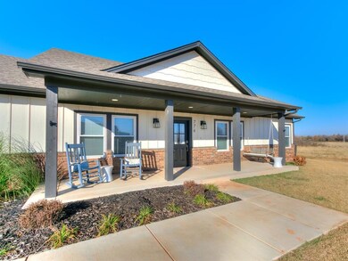 776 Ole Rock Creek Rd, Tuttle, OK 73089 - photo 4