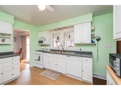 4033 Manor Ln, Des Moines, IA 50310 - photo 6