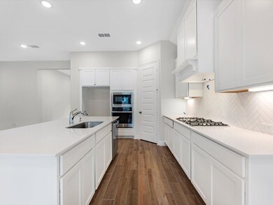 24935 Berwick Bay Ct, Tomball, TX 77375 - photo 3