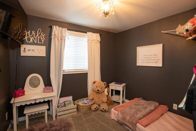 3412 SW Pumice Place, Redmond, OR 97756 - photo 6