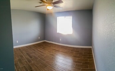 2902 N 80th Ave, Phoenix, AZ 85033 - photo 6
