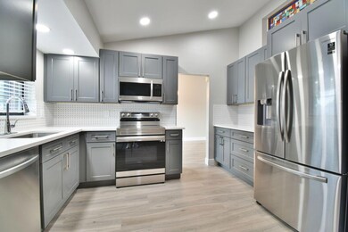 9425 Longmeadow Cir, Boynton Beach, FL 33436 - photo 4