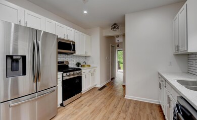 Downstairs Unit- Kitchen