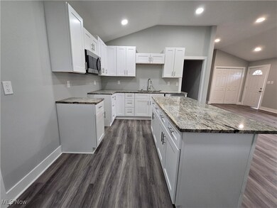 2500 Redgate Ln, Youngstown, OH 44511 - photo 4