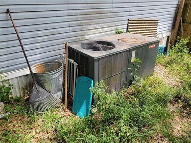 10218 Oak Ave, Tampa, FL 33619 - photo 5