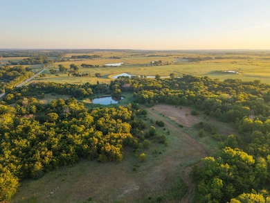 112122 N 3760 Rd, Okemah, OK 74859 - photo 3