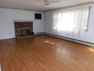 279 Oak St, Methuen, MA 01844 - photo 4