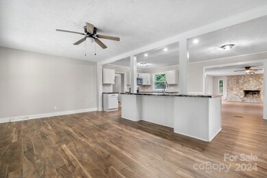 510 Leander St, Shelby, NC 28152 - photo 3