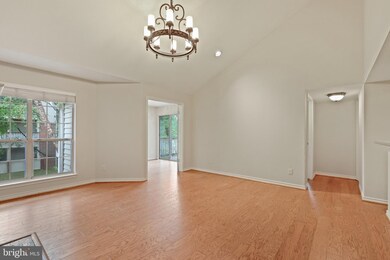 3900 Penderview Dr unit 1427, Fairfax, VA 22033 - photo 4