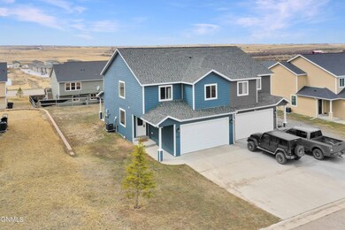5807 Vanessa Ave, Williston, ND 58801 - photo 2