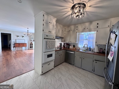 909 Laurel St, Bremen, GA 30110 - photo 5