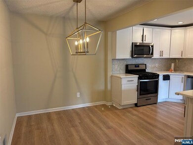 861 Juniper Way, Mahwah, NJ 07430 - photo 2