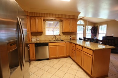 1500 N Cherokee Ave, Dothan, AL 36303 - photo 6