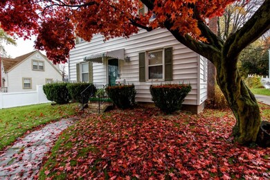 View of the front of the home