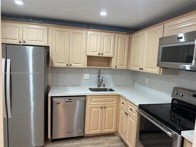 Palm-Aire Building 113 unit 105, Pompano Beach, FL 33069 - photo 5