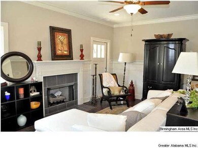 An Awesome Family Room with an Abundance of Recess