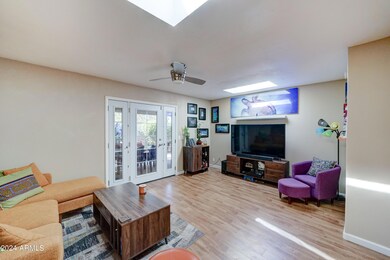 1129 E Cochise Dr, Phoenix, AZ 85020 - photo 4