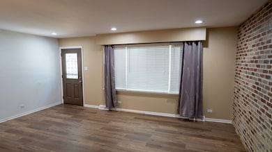 811 E 169th Place, South Holland, IL 60473 - photo 4