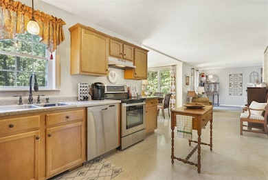 60 Woodhawk Dr, Milford, NH 03055 - photo 7