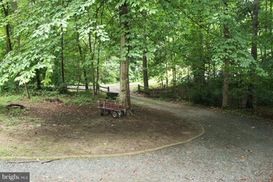 375 Beech Nut Dr, Louisa, VA 23093 - photo 2