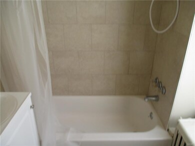 36 S 10th St unit 3, Allentown, PA 18102 - photo 6