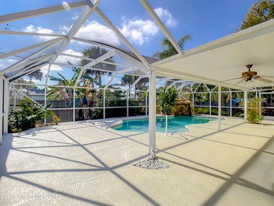 1035 Hibiscus Street-46