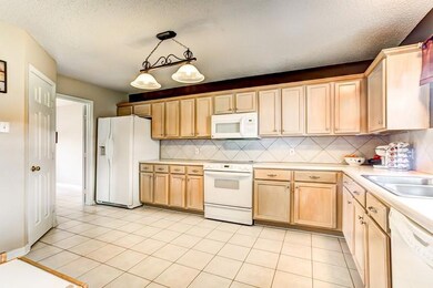 1111 Zachary Dr, Slidell, LA 70461 - photo 7