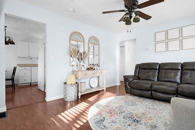 6-web-or-mls-846-e-longview-ave