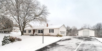 8540 Seven Springs Rd, Batavia, NY 14020 - photo 4
