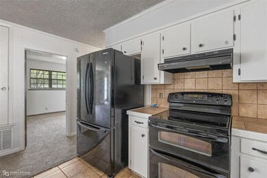 618 W Nevada Ave, Vivian, LA 71082 - photo 6