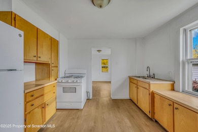 1005 Luke Ave, Scranton, PA 18510 - photo 7