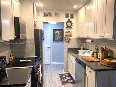 5180 E Sabal Palm Blvd unit 335, Tamarac, FL 33319 - photo 4