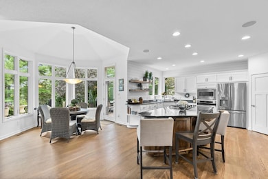 12389 Riverview Rd, Eden Prairie, MN 55347 - photo 5