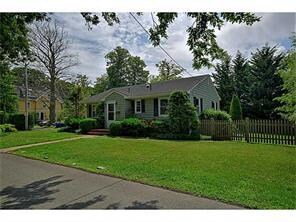 213 Rhode Island Ave S, Newport, RI 02840 - photo 2