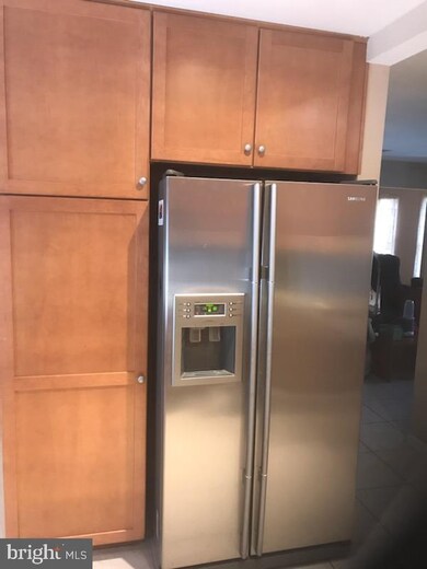 1378 Butter Churn Dr, Herndon, VA 20170 - photo 5