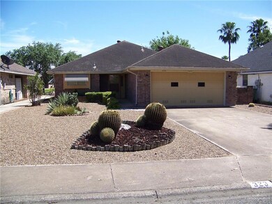 323 Diana Dr, Alamo, TX 78516 - photo 3