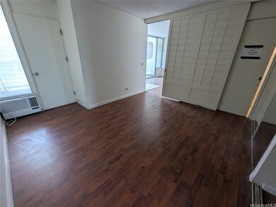 Waikiki Beach Condominiums unit 1110, Honolulu, HI 96815 - photo 4