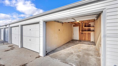 Garage Detached