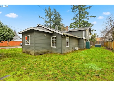 3524 SE 119th Ave, Portland, OR 97266 - photo 4