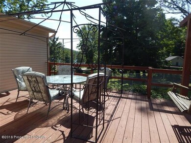 10 Firehouse Rd, Harveys Lake, PA 18618 - photo 7