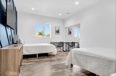 219 S Greenwood Ave unit B, Montebello, CA 90640 - photo 2