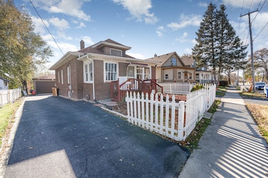 1311 Kane St, Aurora, IL 60505 - photo 2